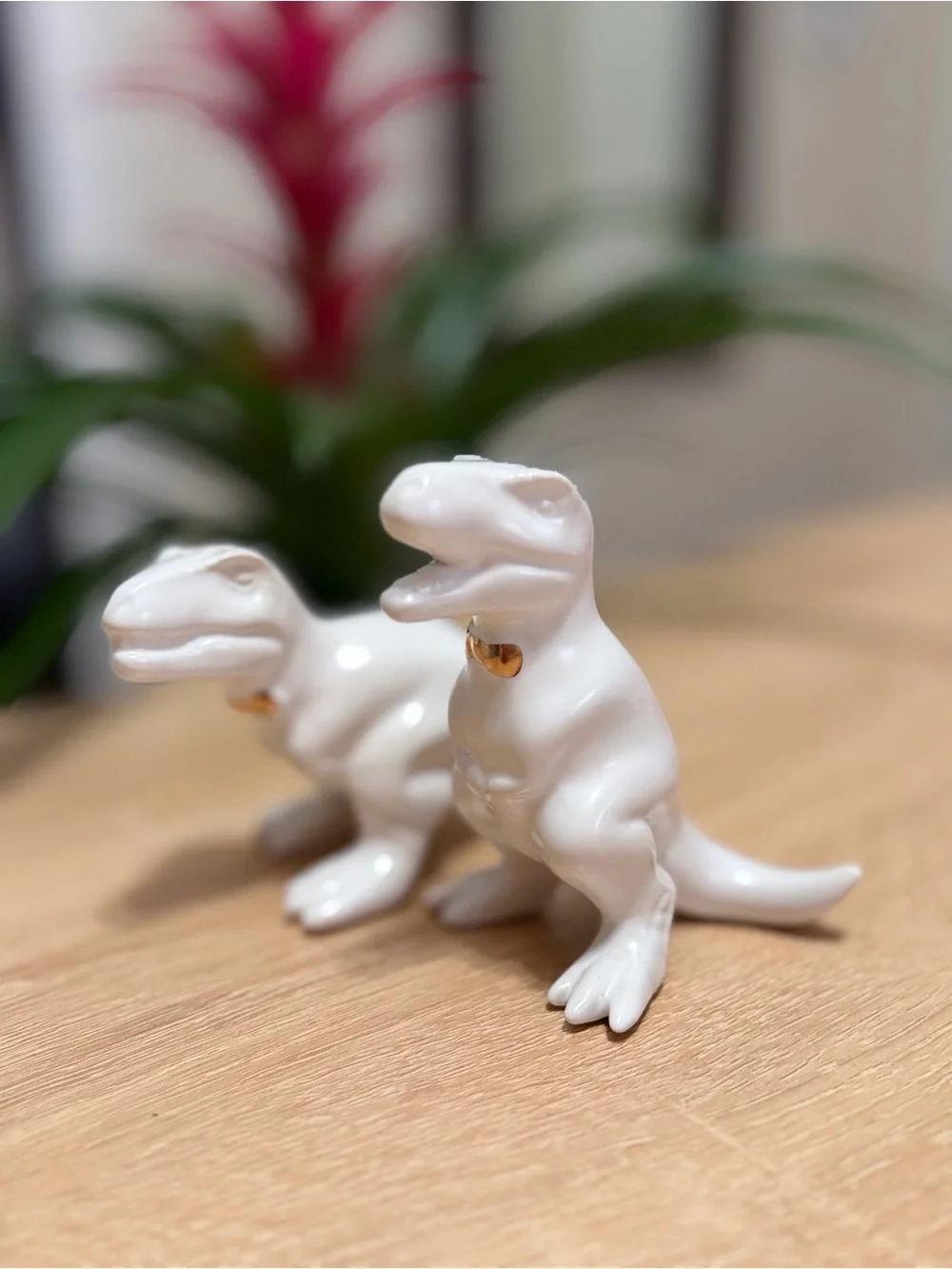 Cute kawaii Dinosaur Bow tie Salt & Pepper Shakers whimsical kitchen decor